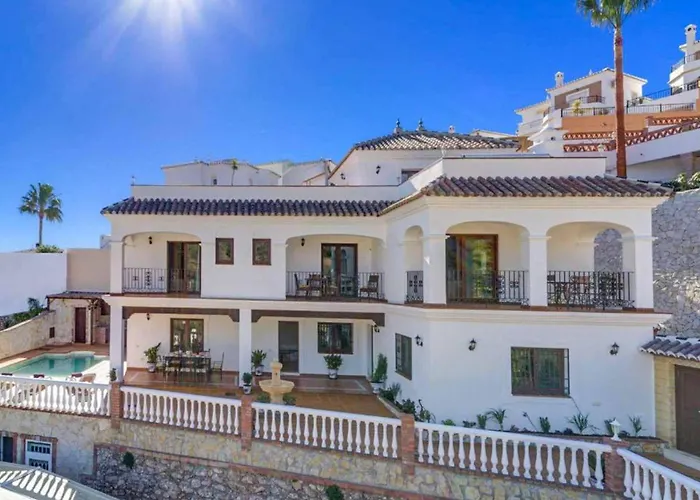 Lara Pinta Nerja
